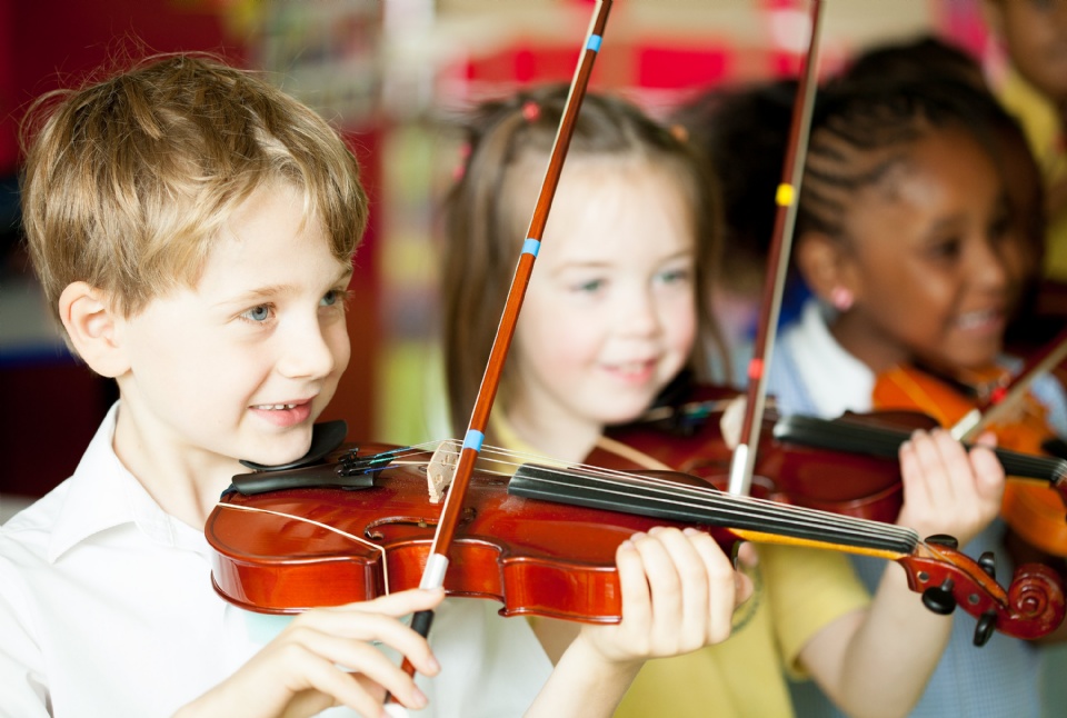 Discover and Nurture Your Childs Musical and Artistic Potential | Laval Families Magazine | Laval's Family Life Magazine
